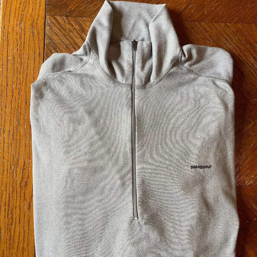 Women’s Patagonia Apilene Quarter Zip Size M Grey